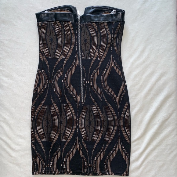 Dress - Picture 3 of 5